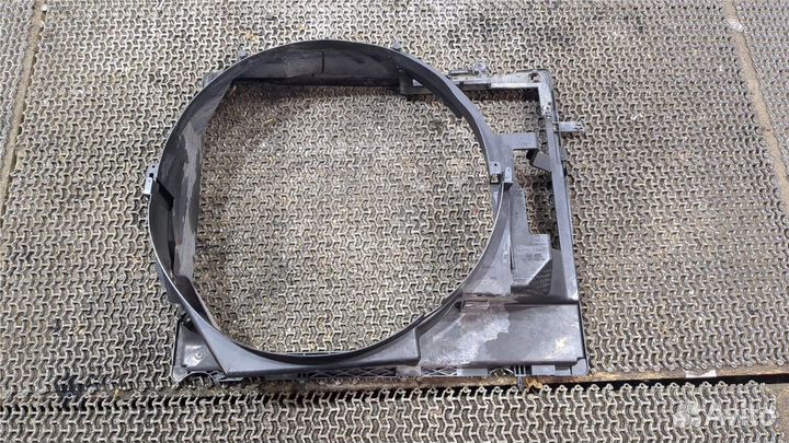 Кожух вентилятора радиатора Nissan Pathfinder, 201