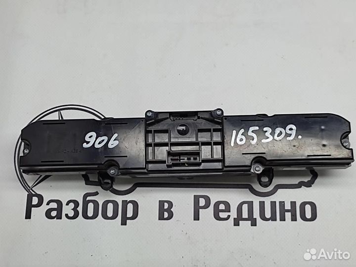 Блок кнопок w906 Sprinter 651.955 11.2017