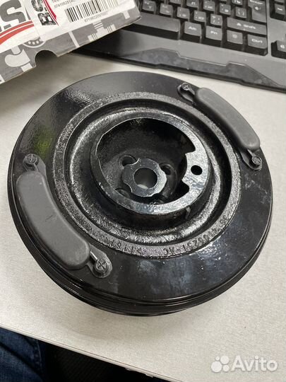 Шкив коленвала audi A6 volvo 2,5 tdi T4