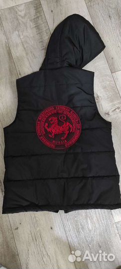 Желает с символикой Федерации каратэ