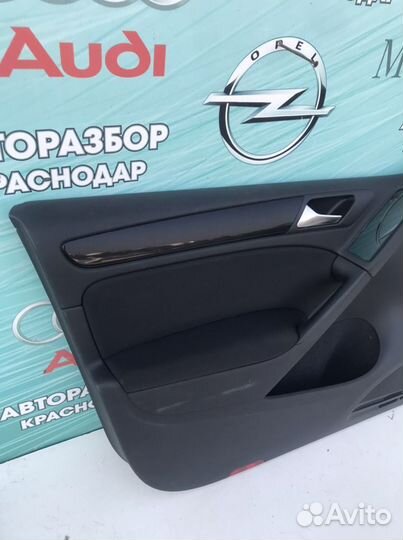 Обшивка двери Фольксваген гольф 6
