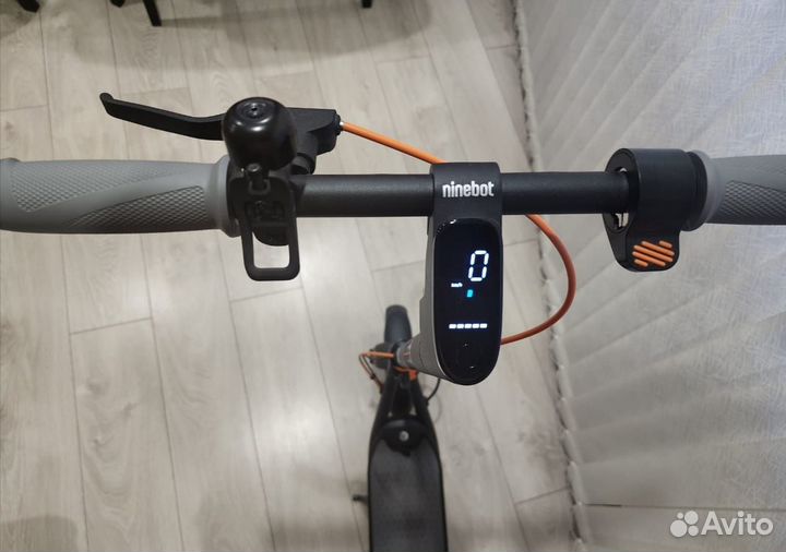 Электросамокат ninebot kickscooter f40