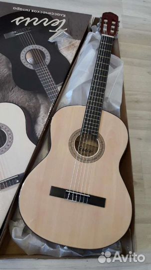 Гитара Terris классическая,струны нейлон 4/4 и 7/8