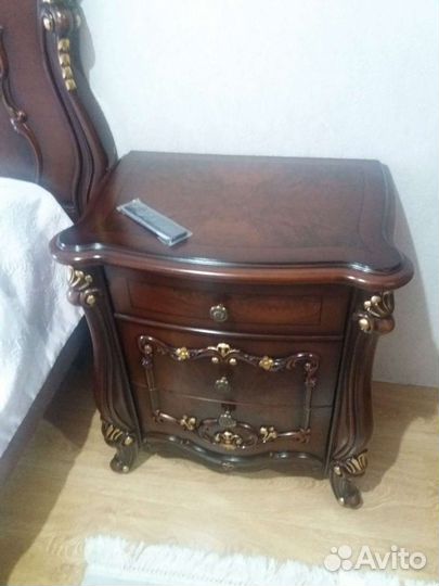 Кровать двухспальная с матрасом бу