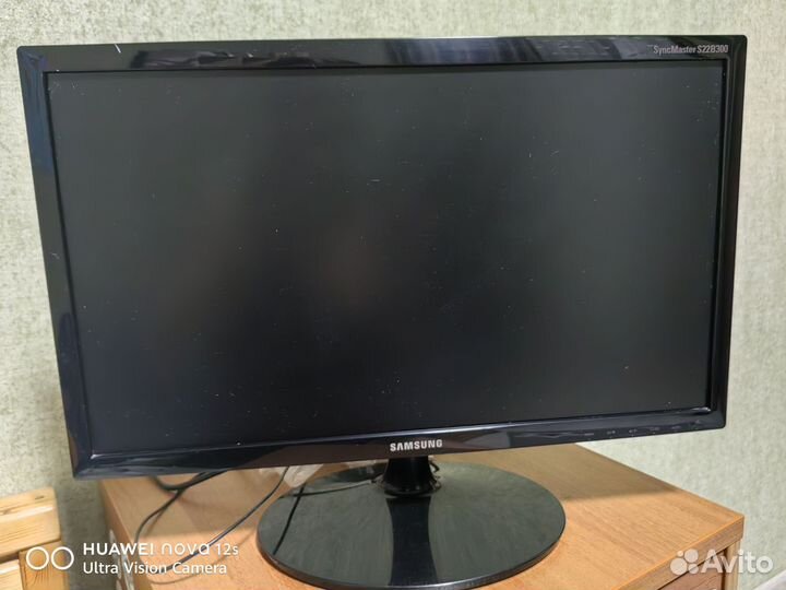 Монитор 24 дюйма