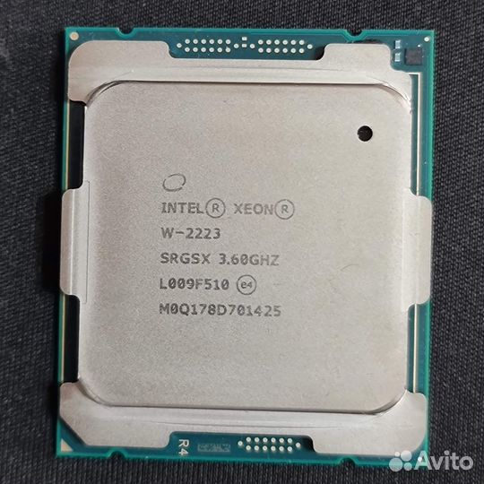 Процессор Intel Xeon W-2223