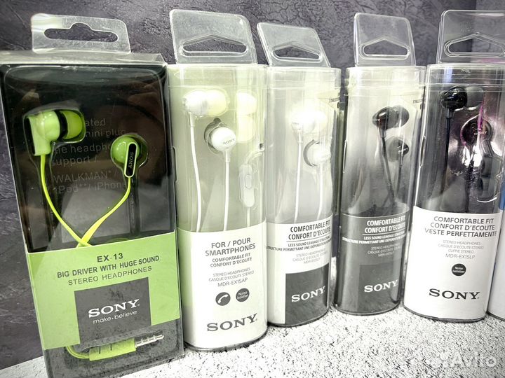 Проводные наушники Sony