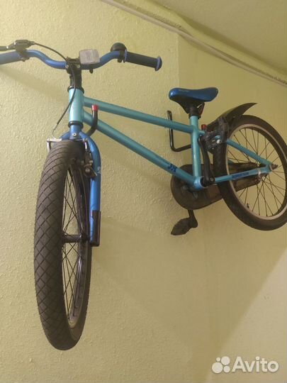 Велосипед детский б/у, 20диам.колес+боковые колеса