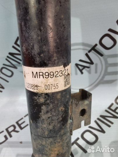 Стойка амортизатор передняя Mitsubishi L200