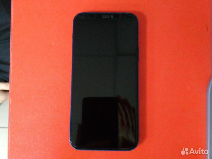 Мобильные телефоны iPhone 12