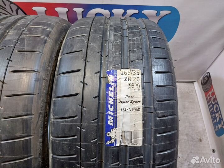 Michelin Pilot Super Sport 265/35 R20