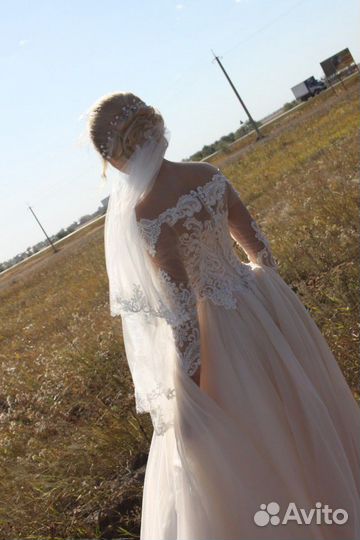 Свадебное платье