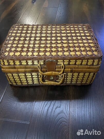 Набор для пикника в чемодане