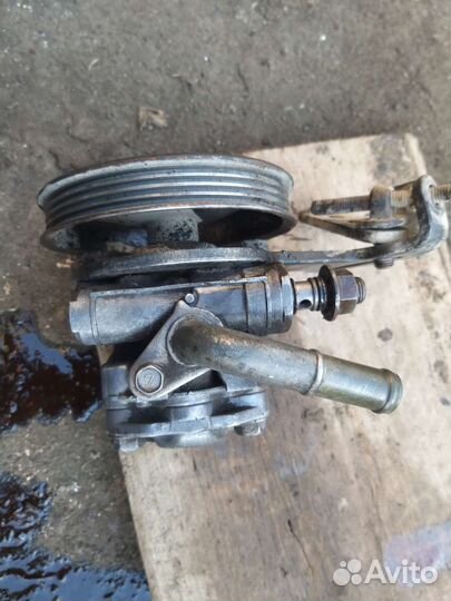 Насос гур мазда демио dw