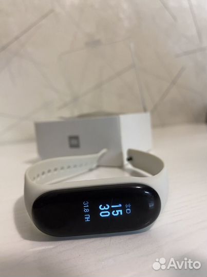 Часы xiaomi mi band 3