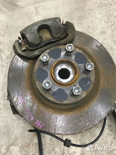 Поворотный кулак Ниссан Тиана J32 2008 год