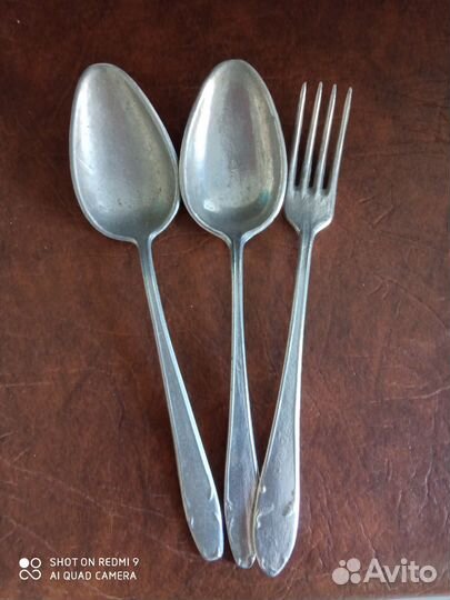Столовые приборы
