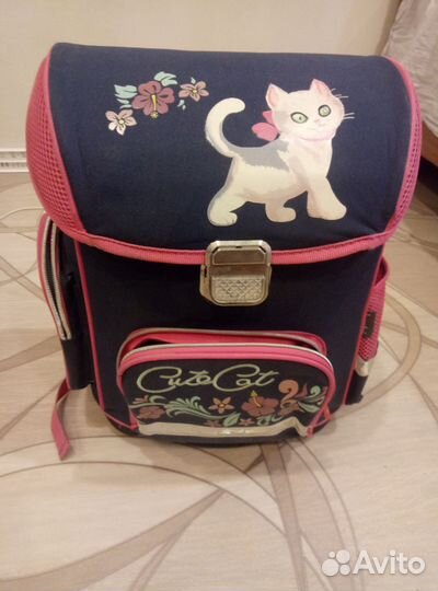 Школьный рюкзак