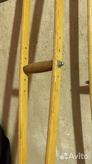 Костыли деревянные