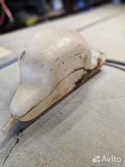 Расширительный бачок suzuki gsxr k1 k2 k3 srad