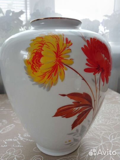 Ваза с крышкой - 30 см