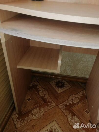 Компьютерный стол