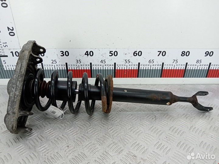 Стойка для Volkswagen Passat 5