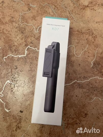Монопод-трипод с пультом для селфи k07