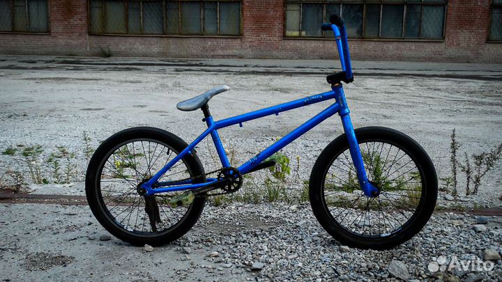 Трюковой велосипед бмх (bmx бейм)
