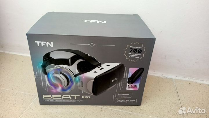 Очки виртуальной реальности с джойстиком TFN