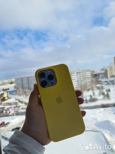 Чехлы на iPhone