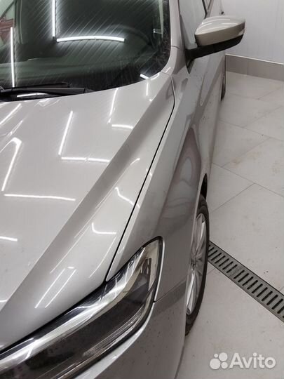 Volkswagen Polo капот