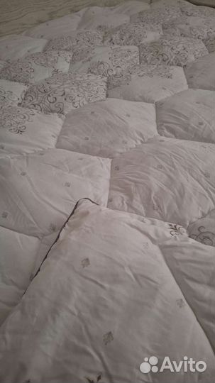 Одеяло пуховое новое