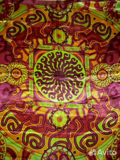 Шелковый платок новый