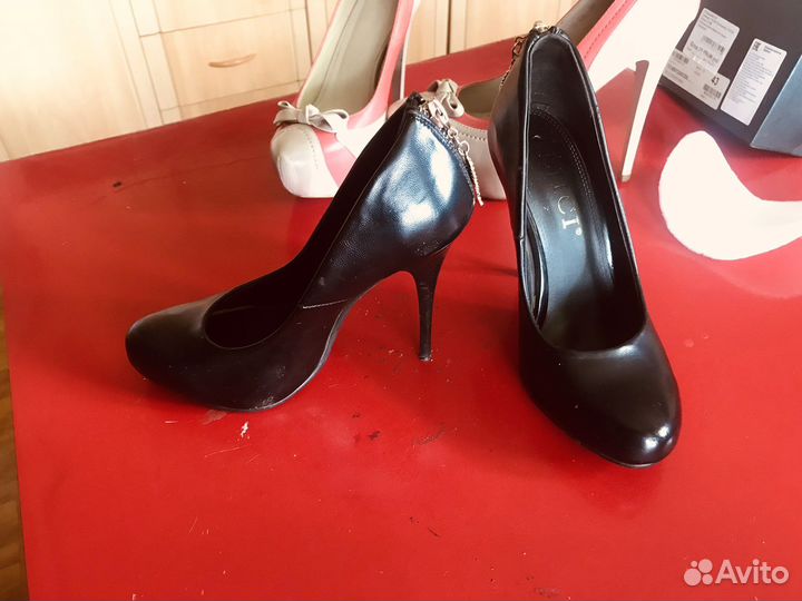 Обувь женская 36 размер