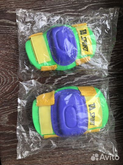 Наколенники и налокотники детские новые