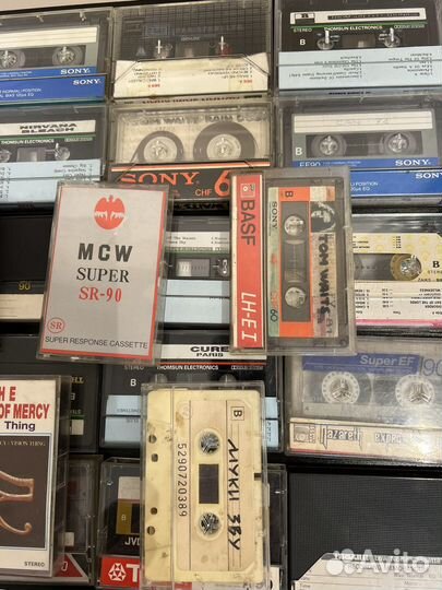 Японские кассеты с музыкальными записями