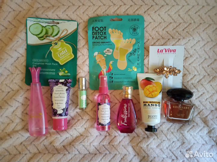Набор уходовой косметики и парфюмерии