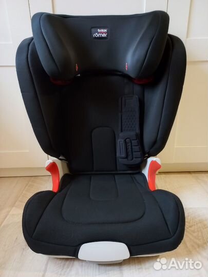 Детское автокресло britax romer kidfix 15 - 36 кг