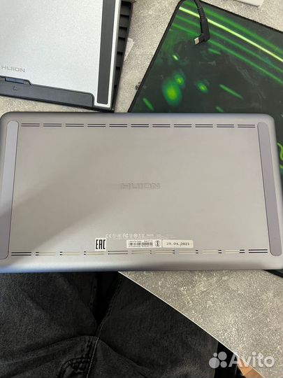 Графический монитор huion Kamvas Pro 13