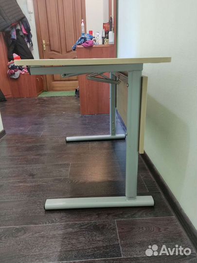 Письменный стол/парта