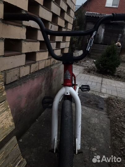 Трюковой велосипед bmx