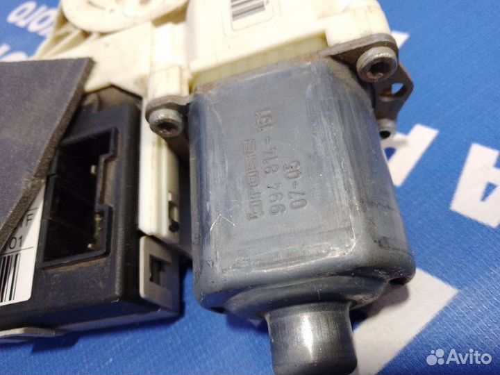 Моторчик стеклоподъемника Ford Focus 2 седан 2008