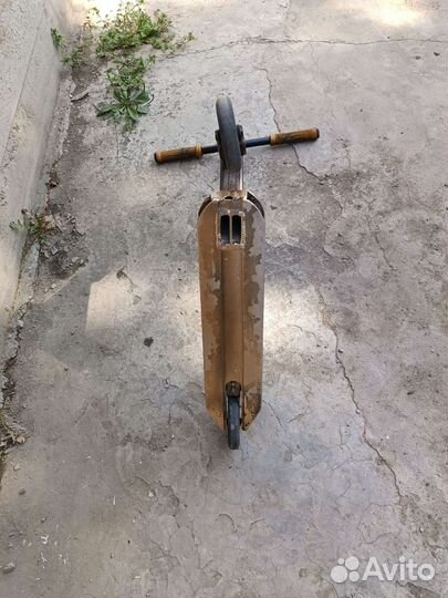 Трюковой самокат