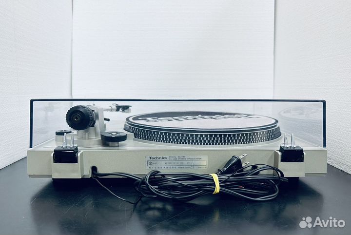 Проигрыватель винила Technics SL-220