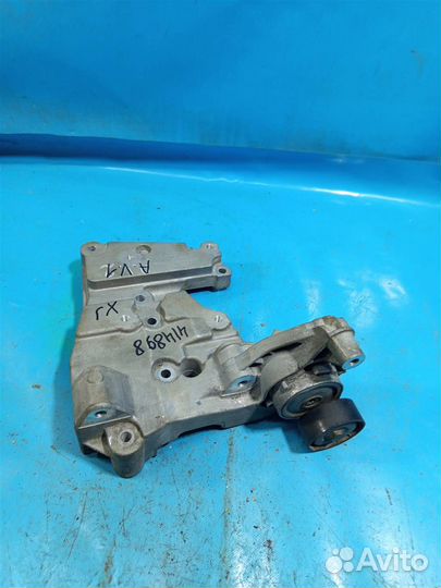 Кронштейн генератора Jaguar XJ X351 (2009-2015)