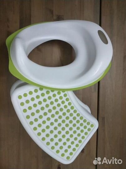 Накладка на унитаз и подставка для ног