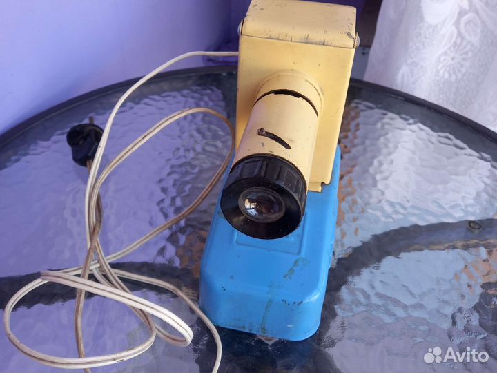 Диапроектор Танк