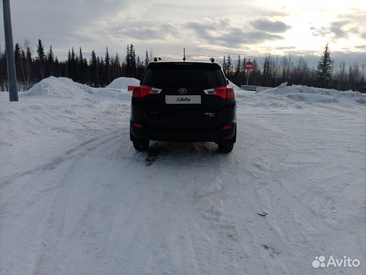 Toyota RAV4 2.0 CVT, 2015, 64 500 км