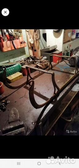 Кованые сани старинные